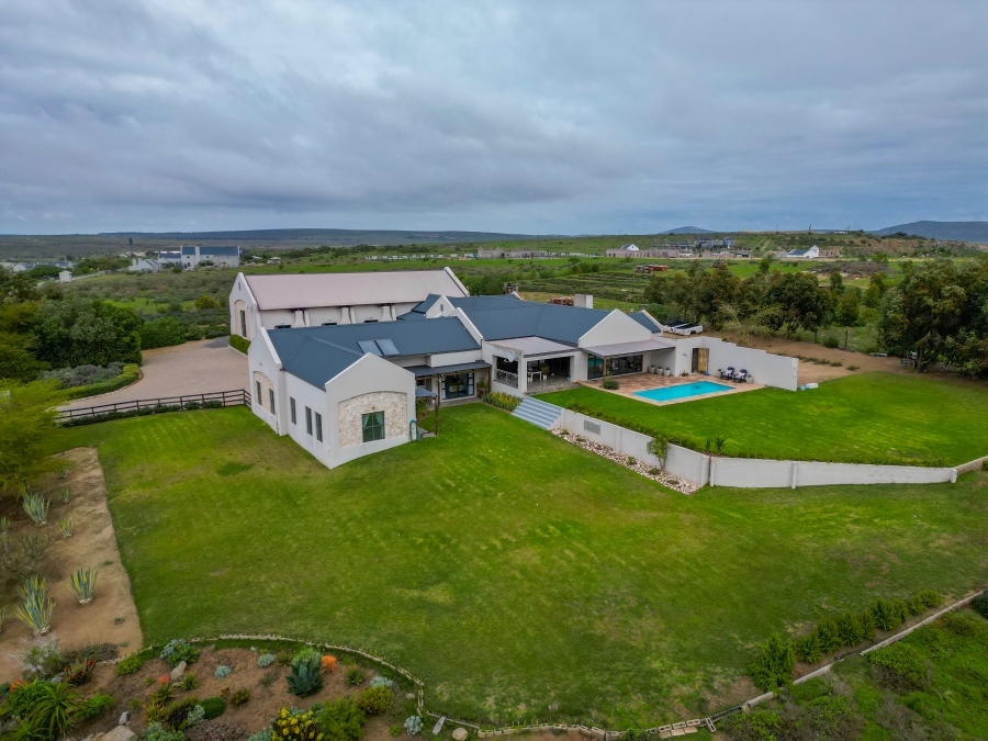 9 Bedroom Property for Sale in Olifantskop Western Cape